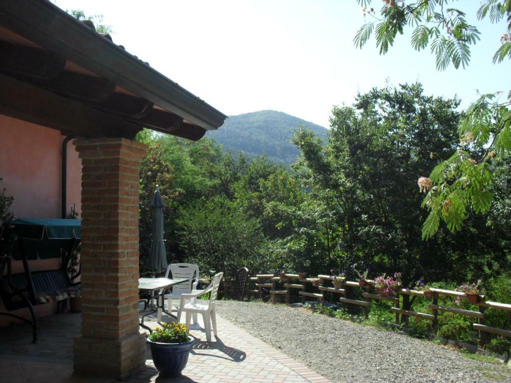 B&B Il Boschetto Calestano Luaran gambar