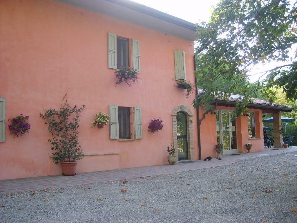 B&B Il Boschetto Calestano Luaran gambar